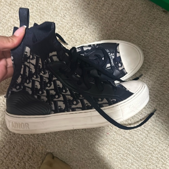 Christian Dior Sneakers - Picture 1 of 4